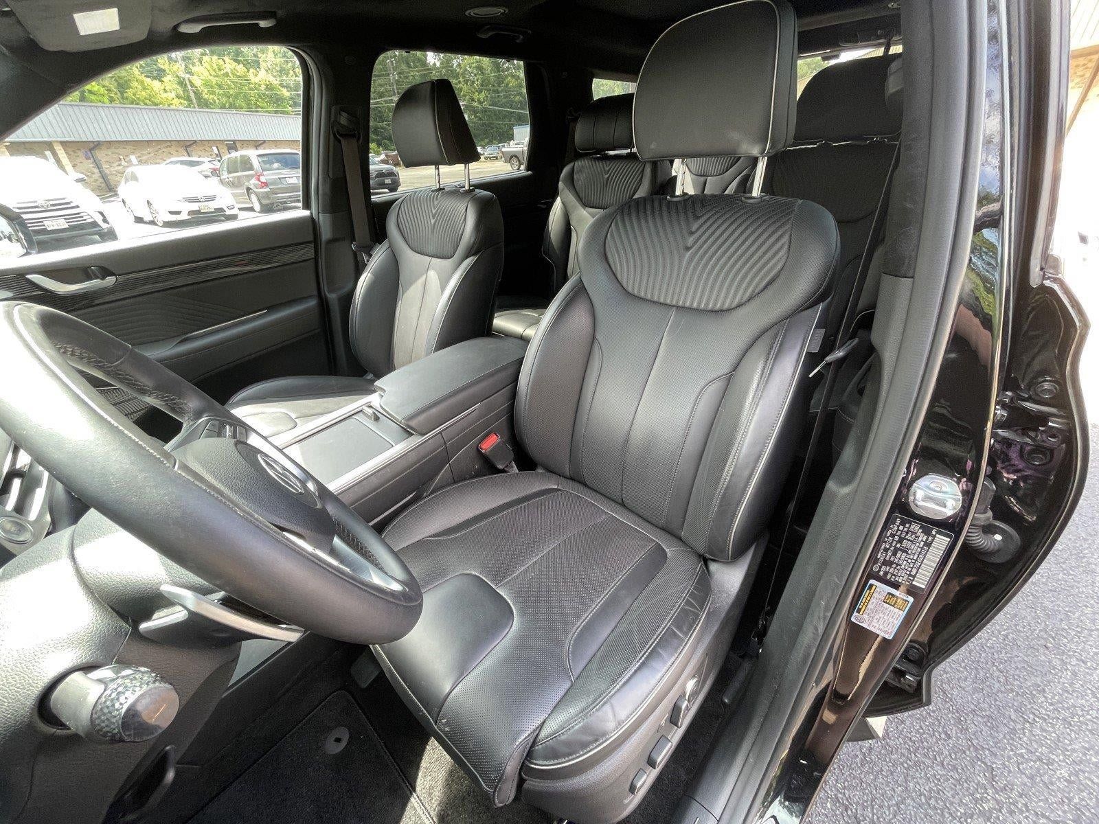 Used 2025 Hyundai Palisade Calligraphy AWD/4WD image 13