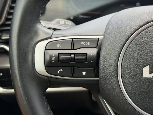 Used 2024 Kia Sportage EX FWD image 33