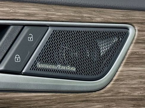 New 2026 Volkswagen Atlas SEL Premium R-Line image 18