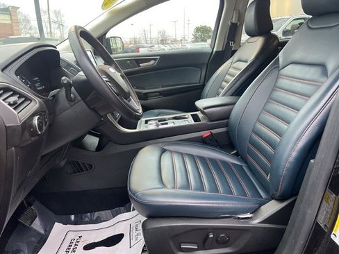 Used 2023 Ford Edge SEL w/ Sport Appearance Package image 23