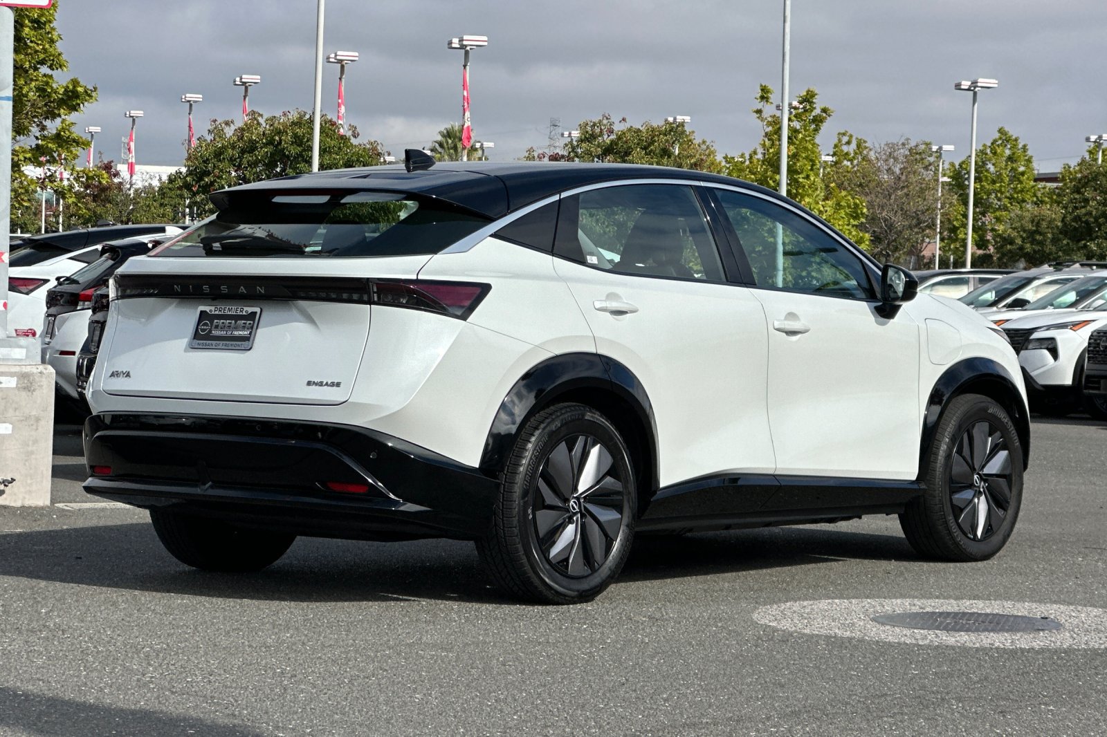 Certified 2024 Nissan Ariya FWD image 4