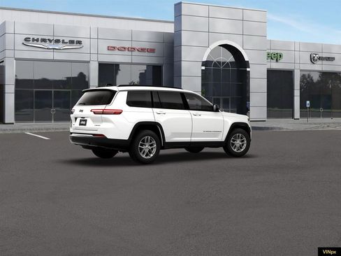 New 2026 Jeep Grand Cherokee L 4WD image 8