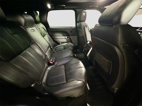 Used 2016 Land Rover Range Rover Sport HSE image 28