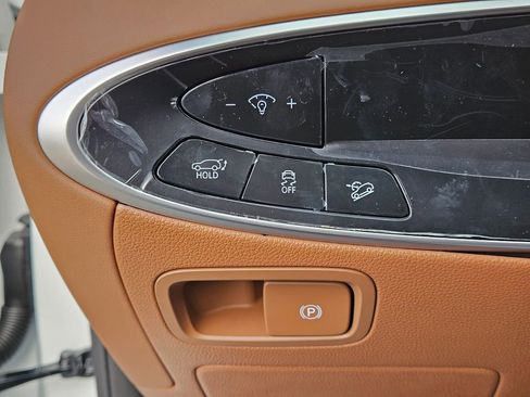 New 2026 Genesis GV70 2.5T Advanced AWD/4WD image 25