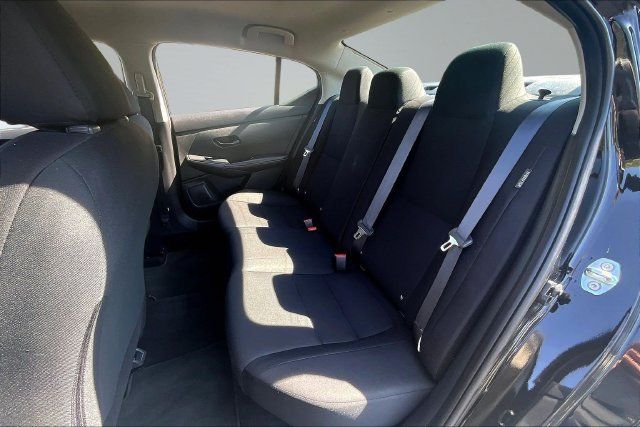 Used 2025 Nissan Sentra S FWD image 21