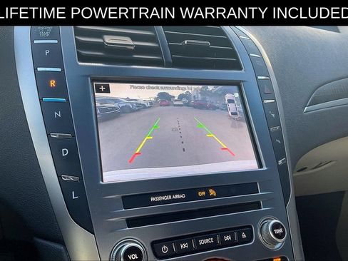 Used 2019 Lincoln MKZ Reserve FWD image 21