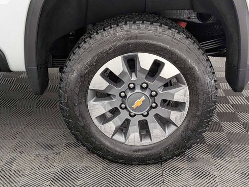 New 2026 Chevrolet Silverado 2500 LT image 16