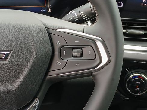 New 2026 Chevrolet Trax ACTIV w/ Sunroof Package image 10