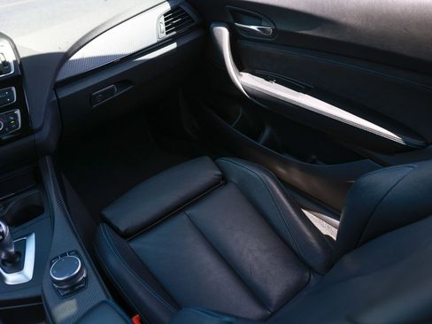Used 2017 BMW M2 image 26