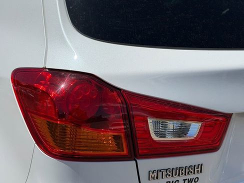 Used 2015 Mitsubishi Outlander Sport SE FWD image 10