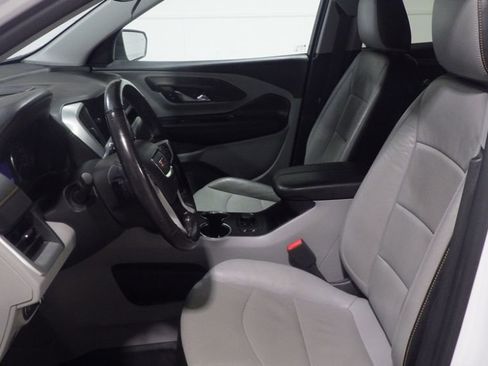 Used 2020 GMC Terrain SLT w/ Preferred Package image 8