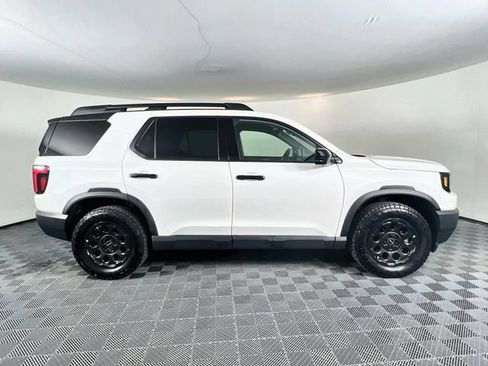Certified 2026 Honda Passport TrailSport Elite image 8