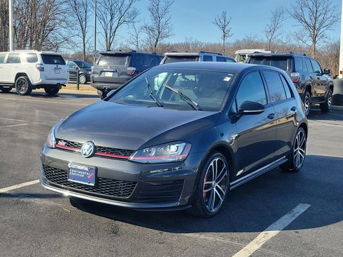 Used 2017 Volkswagen GTI Sport image 3