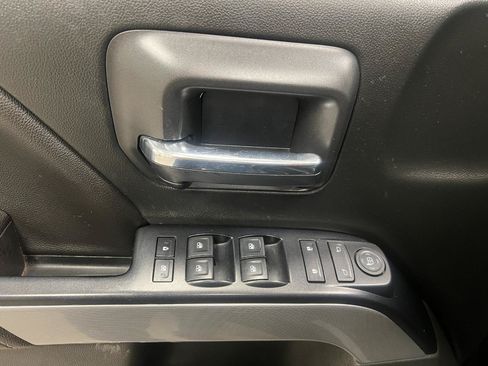 Used 2017 Chevrolet Silverado 1500 LT w/ All Star Edition AWD/4WD image 32