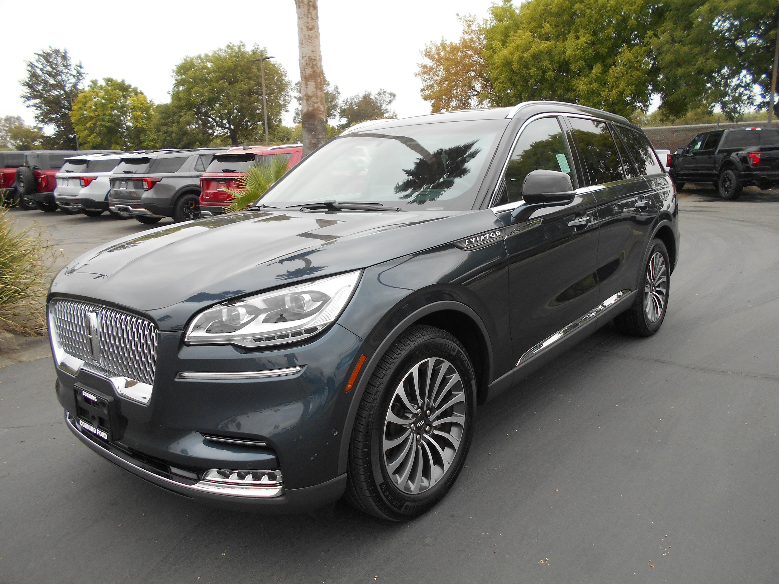Used 2023 Lincoln Aviator Reserve w/ Equipment Group 201A AWD/4WD image 1