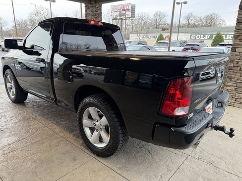 Used 2013 RAM 1500 Express image 9