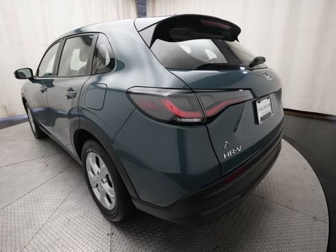 Certified 2025 Honda HR-V LX image 32