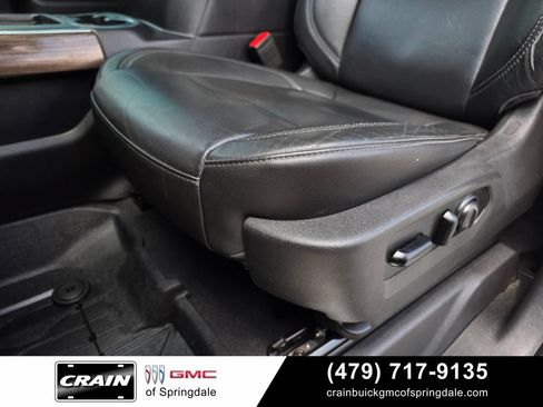Used 2019 Chevrolet Silverado 1500 LT Trail Boss AWD/4WD image 23