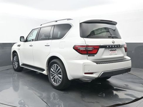 Used 2022 Nissan Armada SV w/ SV Appearance Package image 3