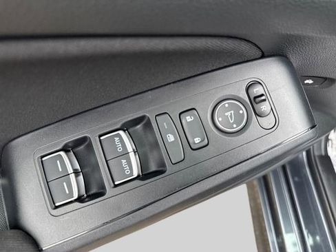 Certified 2025 Honda Civic Sport image 5