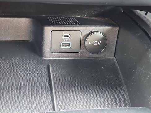 Used 2023 Ford Escape ST-Line FWD image 34