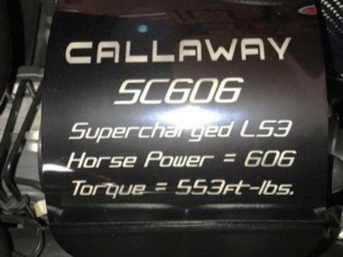 Used 2009 Chevrolet Corvette Coupe w/ Z51 Performance Package RWD image 8
