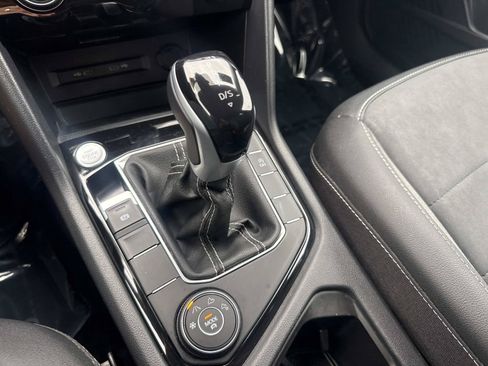 Certified 2024 Volkswagen Taos SE AWD/4WD image 25