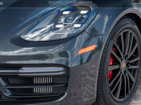 Used 2022 Porsche Panamera GTS image 55