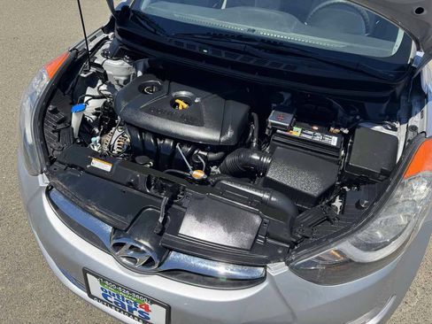Used 2012 Hyundai Elantra GLS w/ Preferred Pkg 3 FWD image 38