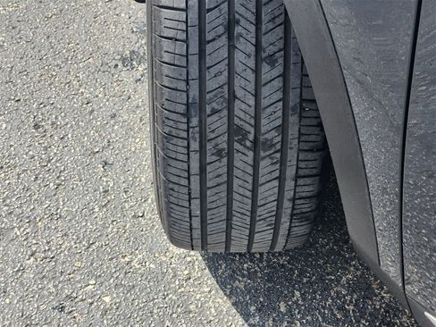 Certified 2024 Kia Sportage EX image 10