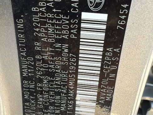 Used 2021 Toyota Camry XSE image 32