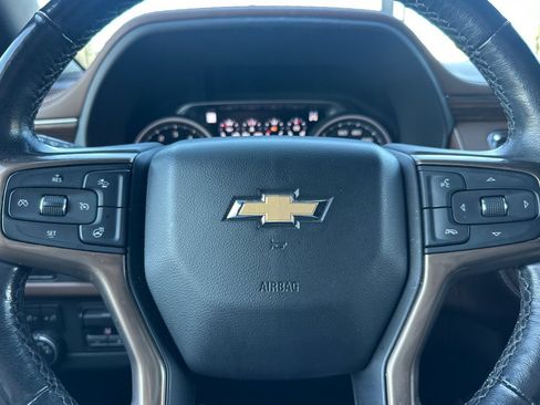 Used 2021 Chevrolet Suburban High Country w/ Premium Package AWD/4WD image 34