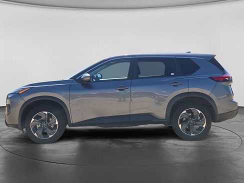 Used 2024 Nissan Rogue SV FWD image 7