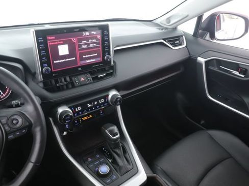 Used 2022 Toyota RAV4 Limited w/ Limited Grade Weather Package AWD/4WD image 27