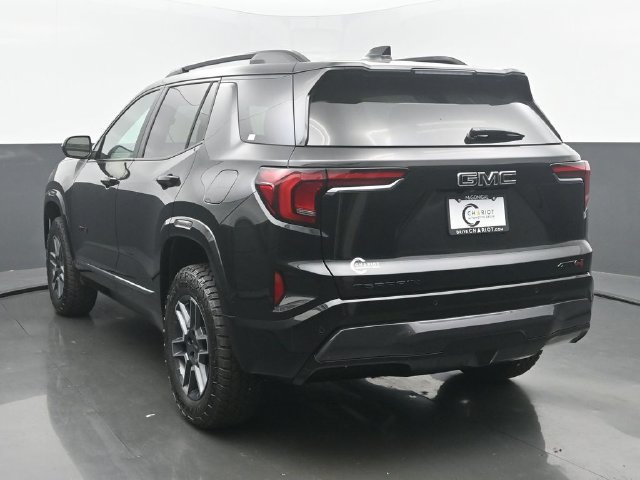 New 2026 GMC Terrain AT4 w/ LPO, Black Badging Package AWD/4WD image 4