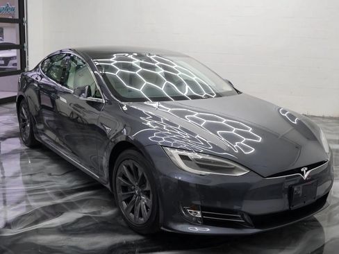 Used 2017 Tesla Model S 75D AWD/4WD image 1