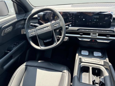 New 2027 Kia Telluride S w/ Towing Package FWD image 10