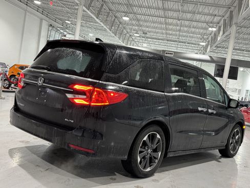 Used 2022 Honda Odyssey Elite image 15