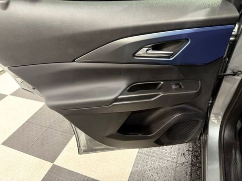 New 2026 Chevrolet Equinox EV LT image 12