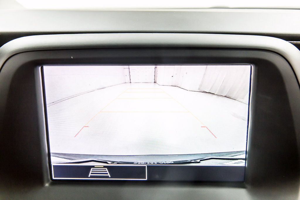 Used 2021 Chevrolet Camaro LT RWD image 16