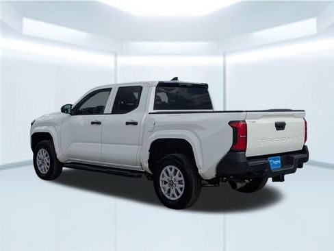 Used 2025 Toyota Tacoma SR RWD image 3