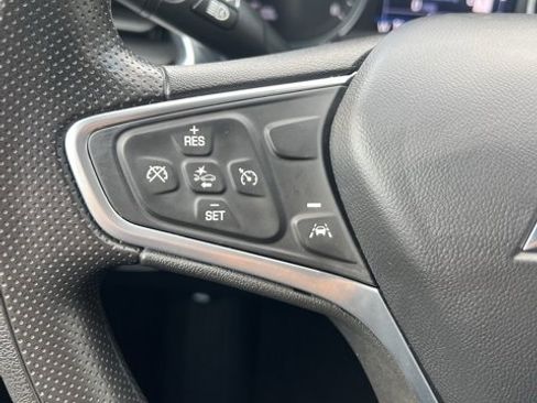 Used 2023 Chevrolet Equinox LT image 31