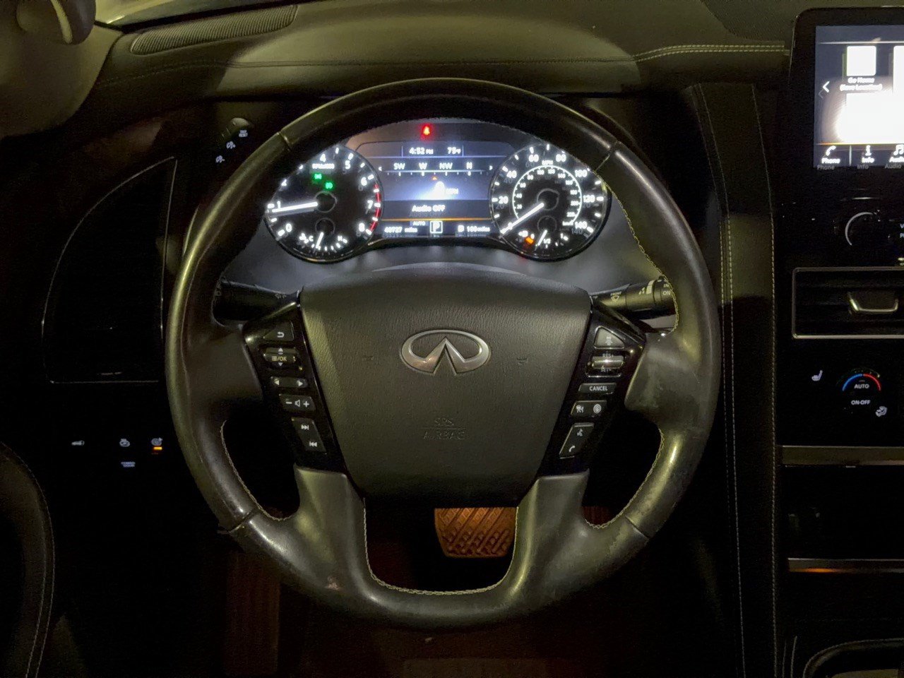 Used 2023 INFINITI QX80 Premium Select w/ Cargo Package AWD/4WD image 10
