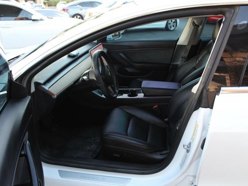 Used 2019 Tesla Model 3 Long Range AWD/4WD image 9