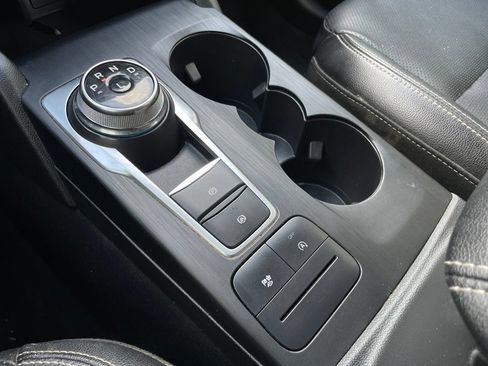 Used 2022 Ford Escape SEL w/ Technology Package FWD image 21