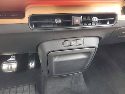 New 2025 Volkswagen ID. Buzz Pro S image 32