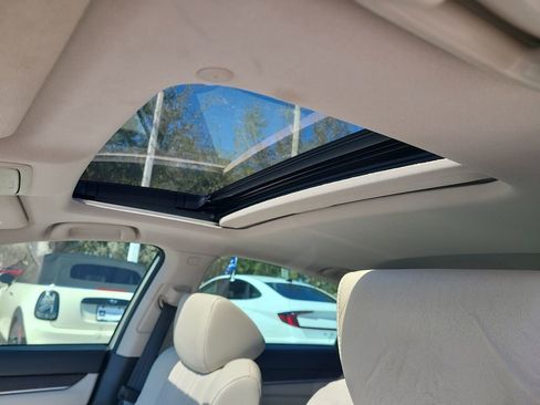 Used 2018 Honda Accord EX-L image 24