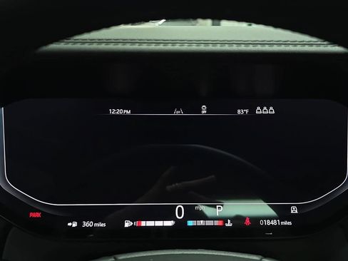 Used 2025 Land Rover Range Rover SV AWD/4WD image 14