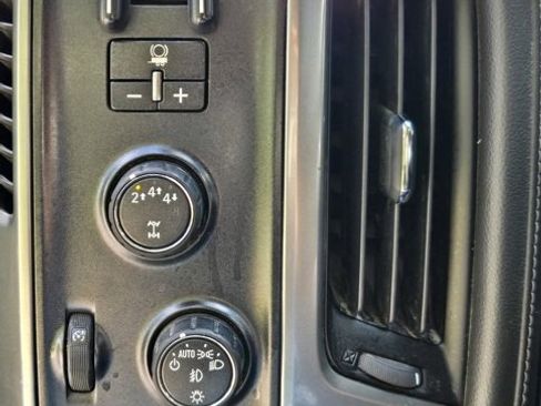 Used 2018 Chevrolet Silverado 2500 LTZ w/ Duramax Plus Package image 32