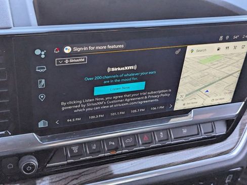 Used 2025 Chevrolet Silverado 3500 LT w/ Safety Package image 27